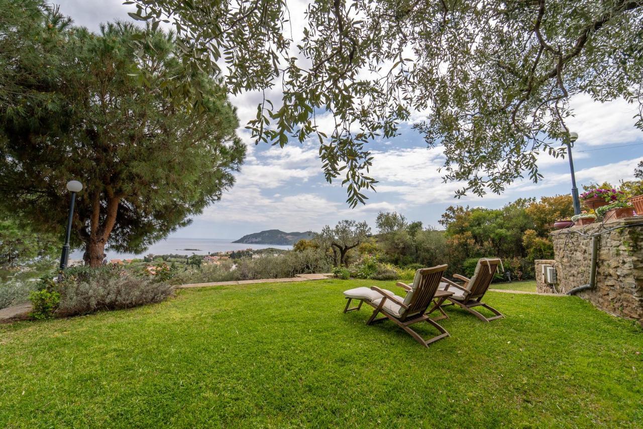 Villa Elia Kavala - Mediterranean Holiday Villa PalaiónTsiflíkion Esterno foto